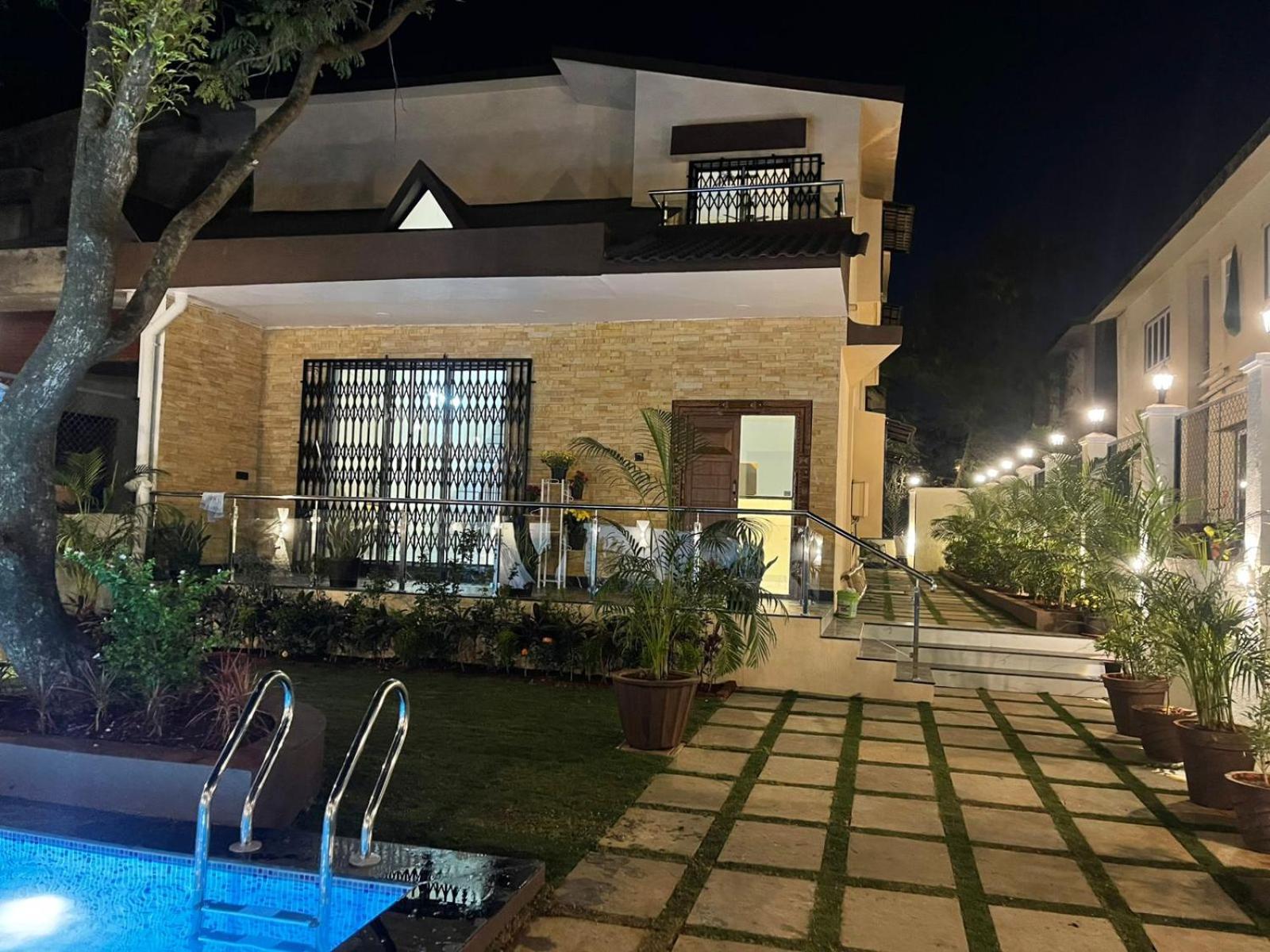 Mannat Villa With Swimming Pool And Garden Lonavala Exterior foto