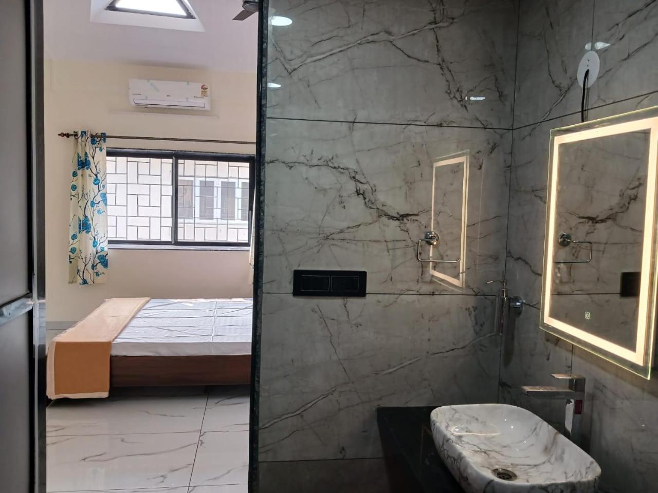 Mannat Villa With Swimming Pool And Garden Lonavala Exterior foto